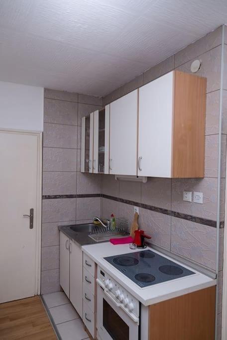 Apartman Panorama Glavna Ulica Uzice Exterior photo
